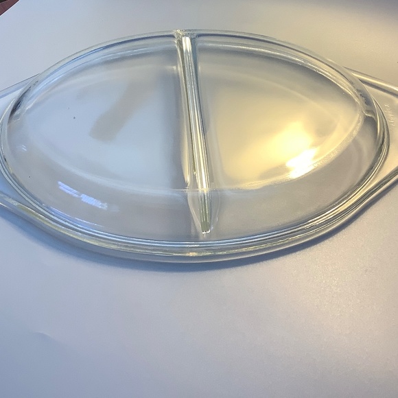 PYREX Golden Acorn Divided Dish 1960 WITH GLASS LID - Picture 5 of 7